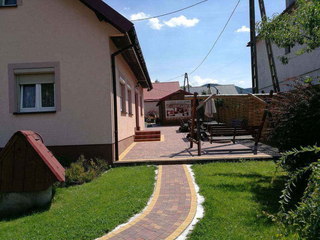 Gosciniec Grek Zorba - Pokoje I Domki 4 Osobowe - 16Km Od Zator Energylandia Inwałd Værelse billede